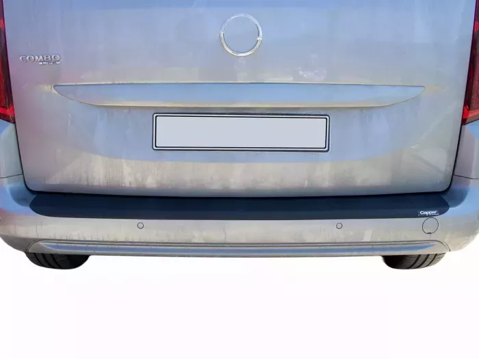 Накладка на задній бампер Opel Combo E (18-) - ABS 5