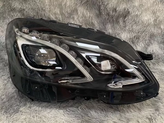 Фары Mercedes E W212 (13-16) - DRL диодные чёрные 5