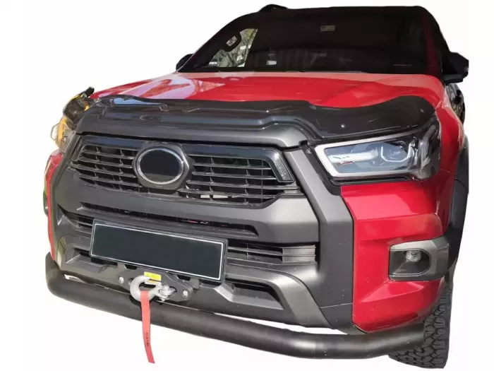 Дефлектор капота Toyota Hilux VIII (21-24-) - BAT стиль 7