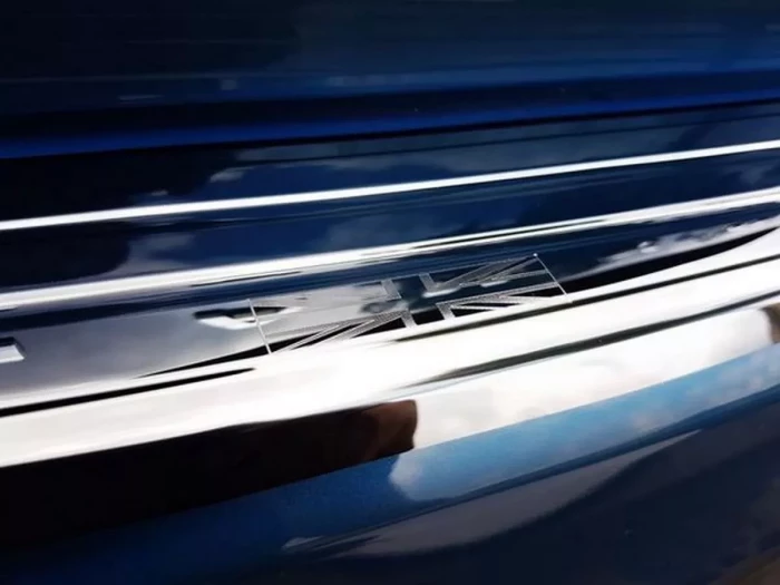 Накладка на задний бампер Mini Countryman II (F60; 17-20) - Avisa (стальная) 2