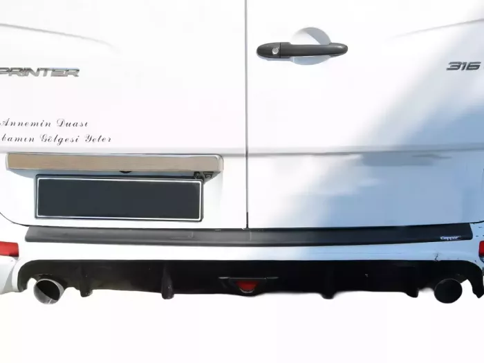 Накладка на задний бампер Mercedes Sprinter W906 / W907 / VW Crafter I - ABS 8
