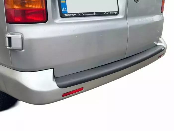 Накладка на задній бампер VW T5/T5+ (03-15) - ABS 7