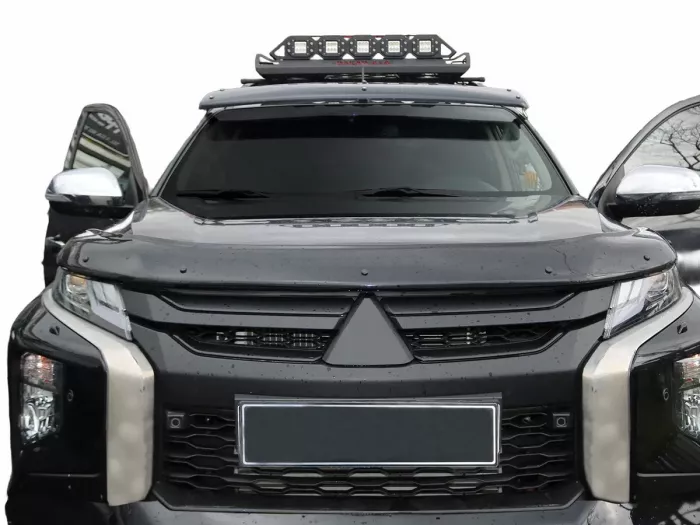 Козирок лобового скла Mitsubishi L200 V (15-23) 6