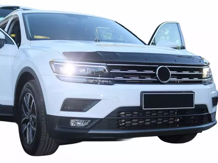 Дефлектор капота VW Tiguan II (16-23) EU - Cappafe (поликарбонат) 8