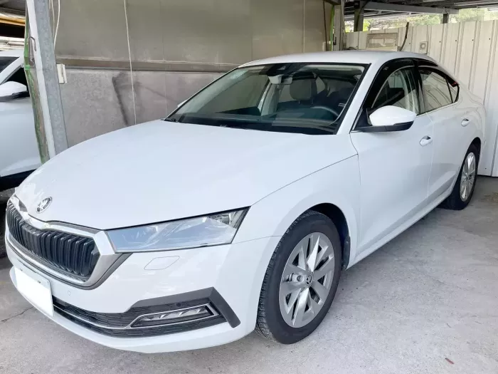 Дефлекторы окон Skoda Octavia A8 (20-) Liftback - Hic (накладные) 5