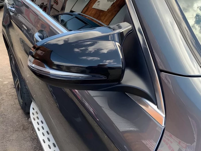 Накладки на дзеркала MB W247 W205 W213 W222 X253 C253 - AMG стиль (чорні) 5