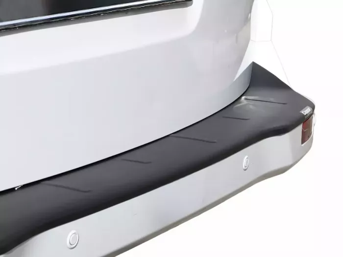 Накладка на задній бампер Ford Courier I (14-23) - ABS 7