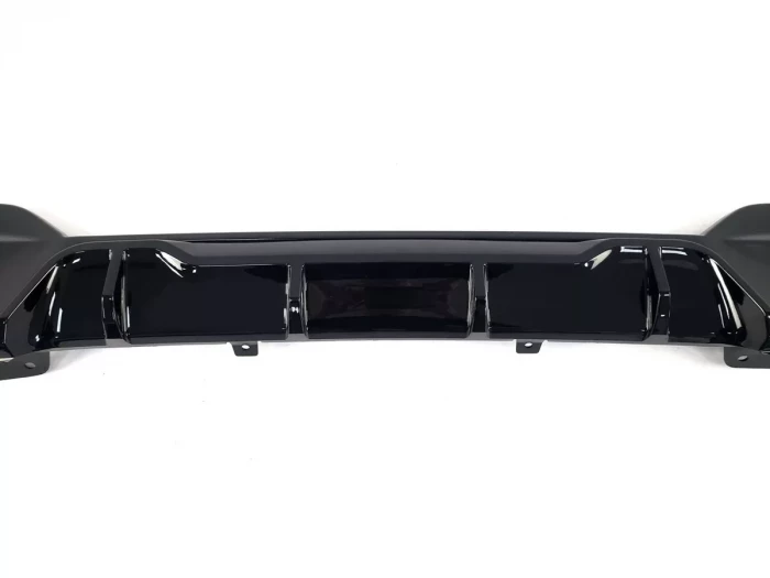 Дифузор задній BMW 3 G20 (18-22) - M-Competition M340i V4 стиль 4