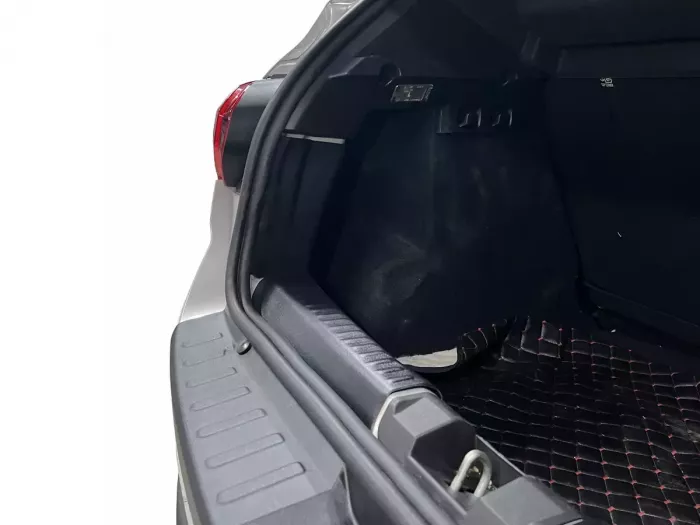 Накладки на порог багажника Dacia Sandero III (21-) - ABS 6