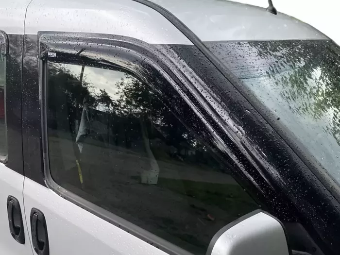 Дефлектори вікон Fiat Doblo II (10-15) / Opel Combo D - Niken (накладні) 3