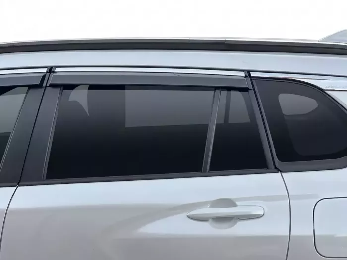 Дефлектори вікон Toyota Corolla Cross (XG10; 20-) - Niken (з хром молдингом) 7