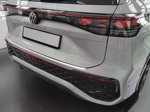 Накладка на задній бампер VW Tayron II (24-) - Avisa (срібна) 7