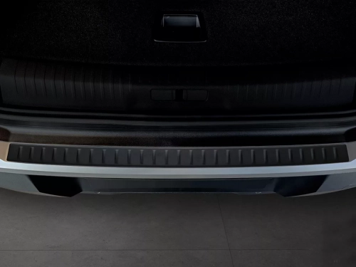 Накладка на задний бампер Peugeot 5008 III (P67; 24-) - Avisa (чёрная) 5