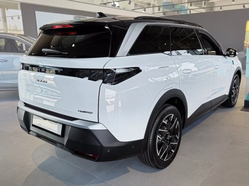Накладка на задний бампер Peugeot 5008 III (P67; 24-) - Avisa (чёрная) 7