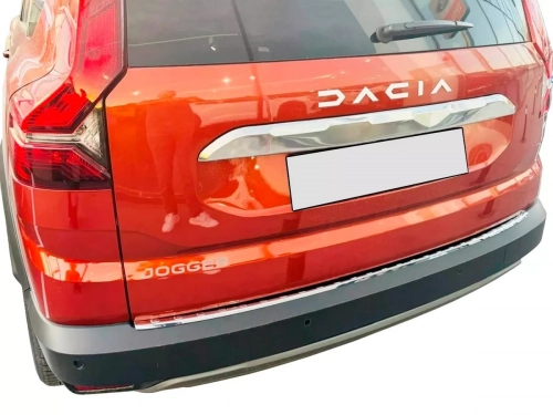 Накладка на задній бампер Dacia Jogger (22-) - Carmos (матова) 4
