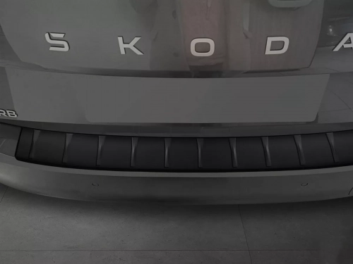 Накладка на задній бампер Skoda Superb IV (3Y; 24-) Liftback - Avisa (чорна) 6