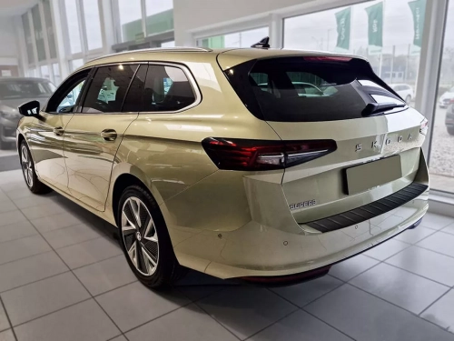 Накладка на задній бампер Skoda Superb IV (3Y; 24-) Універсал - Avisa (чорна) 8