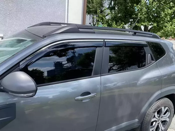 Дефлектори вікон Dacia Duster III (24-) - Niken (з хром молдингом) 8