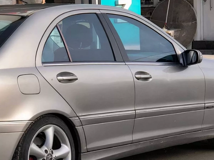 Хром нижні молдинги вікон Mercedes C W203 (00-07) Sedan - Omsa 4