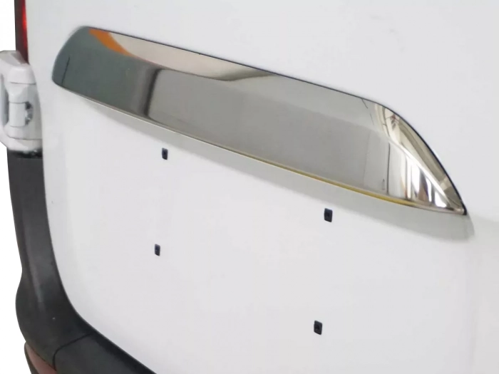 Хром накладка над номером Mercedes Sprinter W907 (19-) - Omsa 8