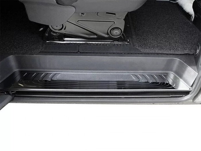 Хром накладки на внутрішні пороги Mercedes Vito / V W447 (14-) - чорні (4 шт) 4