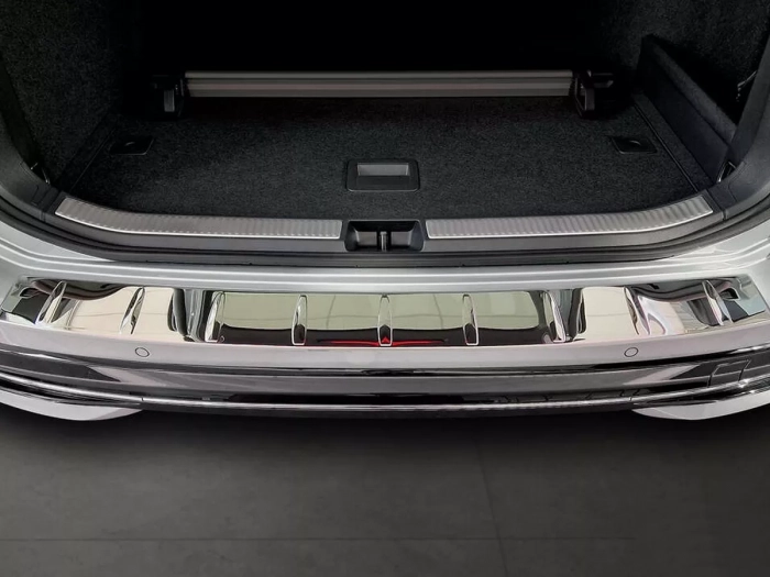 Накладка на задній бампер VW Passat B9 (3J; 23-) Універсал - Avisa (хром) 4