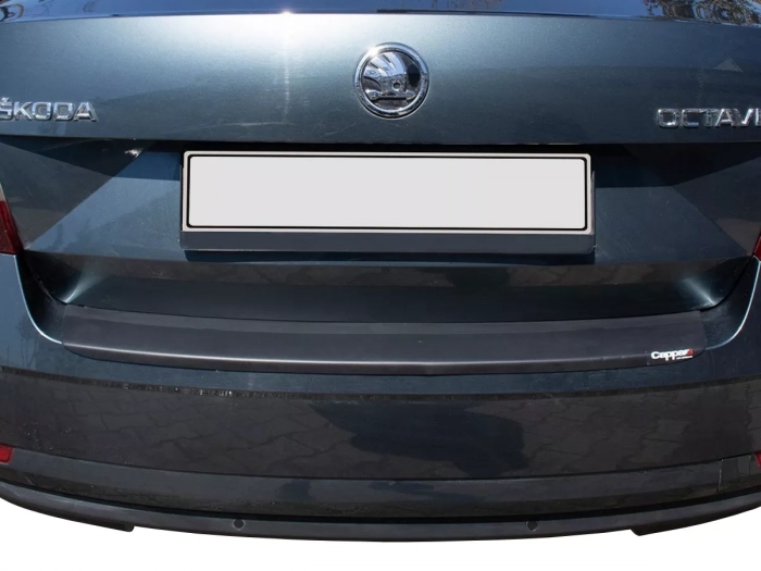 Накладка на бампер Skoda Octavia III (A7; 13-19) Liftback - CappaFe (ABS) 5
