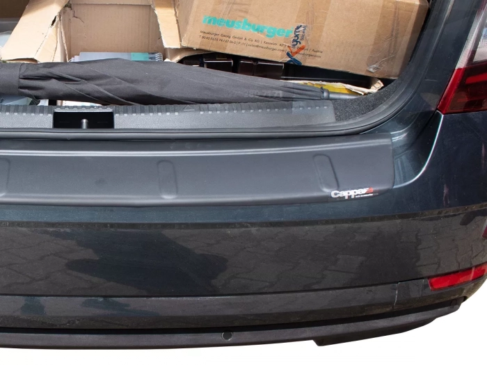 Накладка на бампер Skoda Octavia III (A7; 13-19) Liftback - CappaFe (ABS) 6