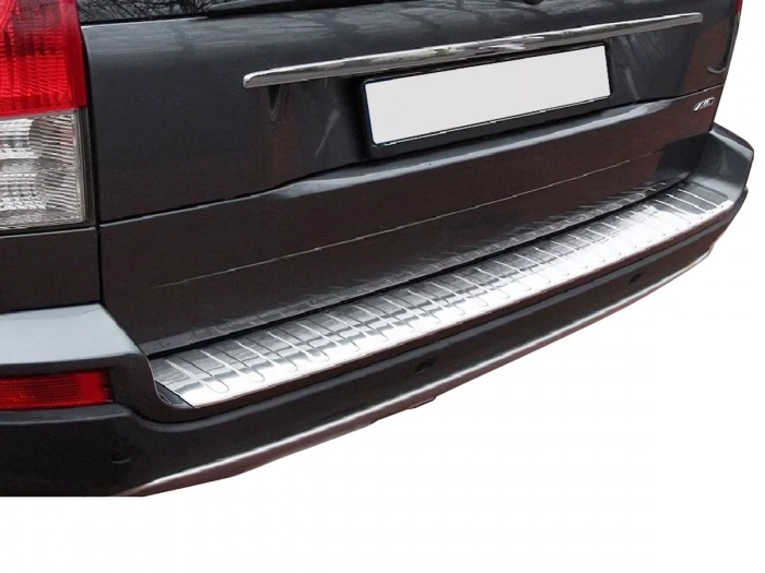 Накладка на задній бампер Volvo XC90 I (03-15) - Carmos (матова) 4