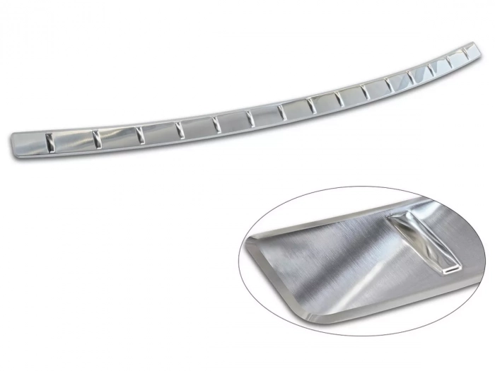 Накладка на задний бампер MG ZS II (24-) - Avisa (серебряная) 1