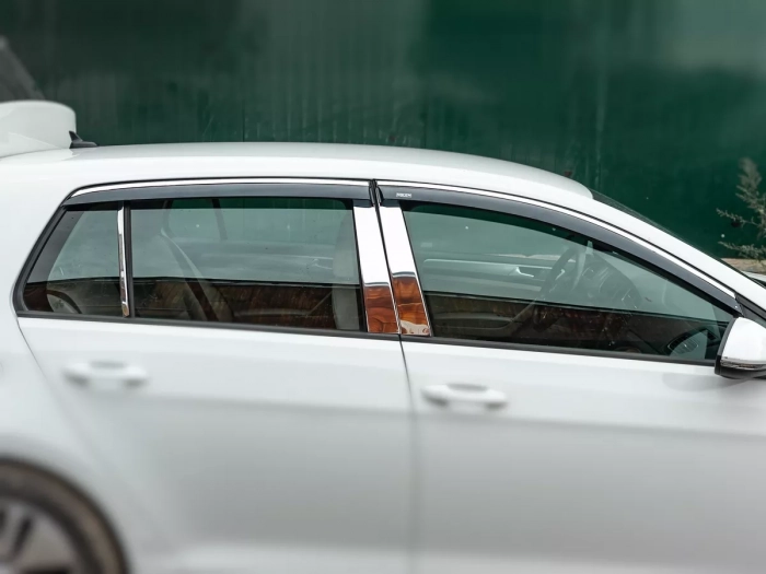 Хром молдинги дверних стійок VW Golf VII (12-20) Hatchback 7