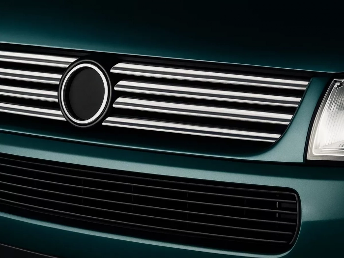 Хром накладки на решітку радіатора VW T4 (95-03) косий капот 4