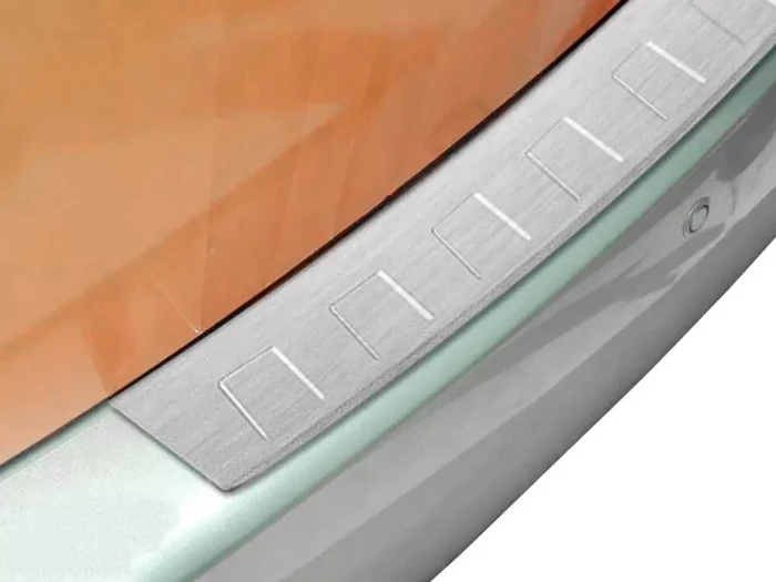 Накладка на задній бампер Dacia Lodgy (12-) - Omsa (матова) 3