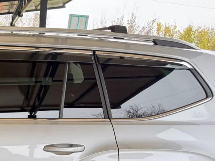 Вітровики VW Atlas / Teramont (16-) - Hawk (з хром молдингом) 6 шт 7