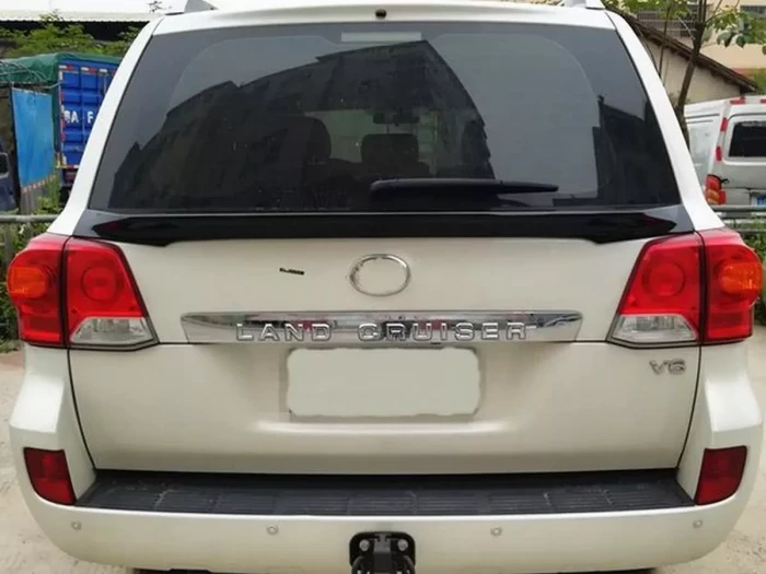 Спойлер нижний Toyota LC 200 (16-21) - черный 4