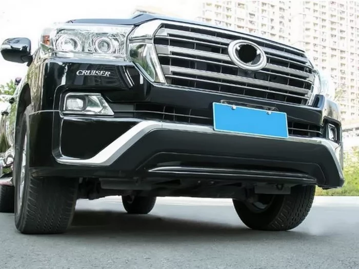 Накладки на бампер Toyota LC 200 (16-21) - Middle East (черные) 3