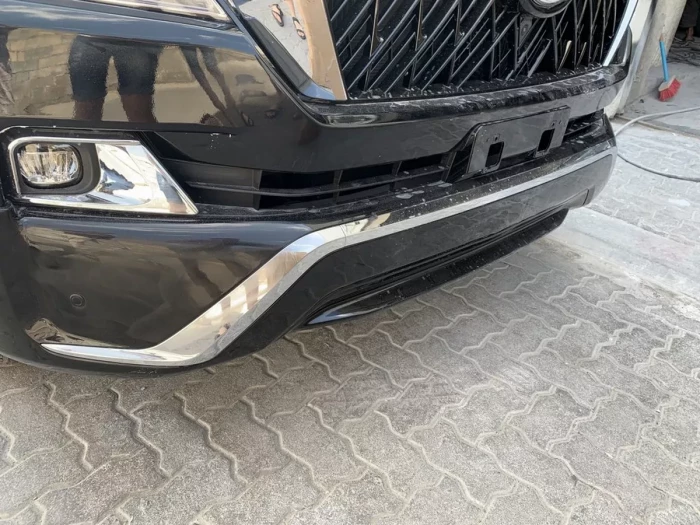 Накладки на бампер Toyota LC 200 (16-21) - Middle East (черные) 5