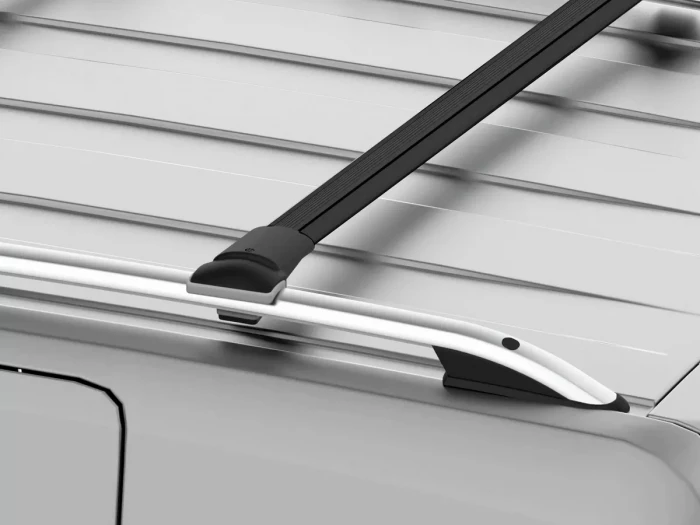 Багажник на звичайні рейлінги - Klasik V40 чорний (137 см) 5
