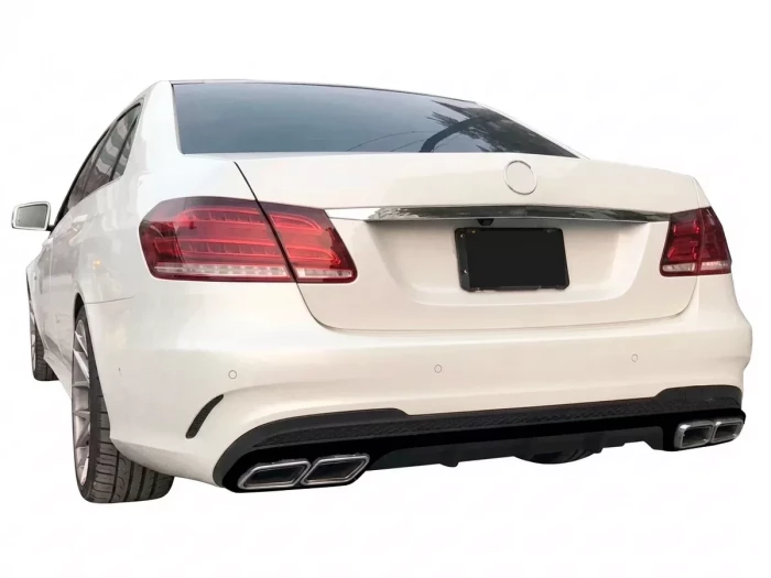 Бампер задний Mercedes E W212 (13-16) Sedan - E63 AMG стиль 4