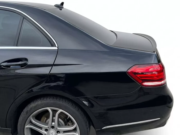 Спойлер багажника Mercedes E W212 (09-16) Sedan - чёрный 6