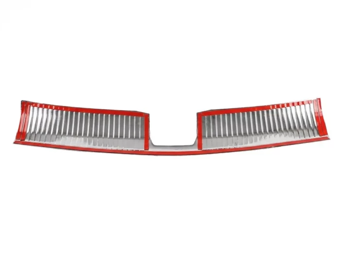 Накладка на поріг багажника Nissan X-Trail IV / Rogue (T33; 22-) - Carmos (глянсова) 3