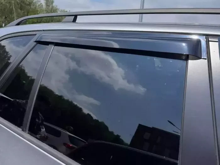Дефлектори вікон BMW X5 E70 (06-13) - Defl (накладні) 7