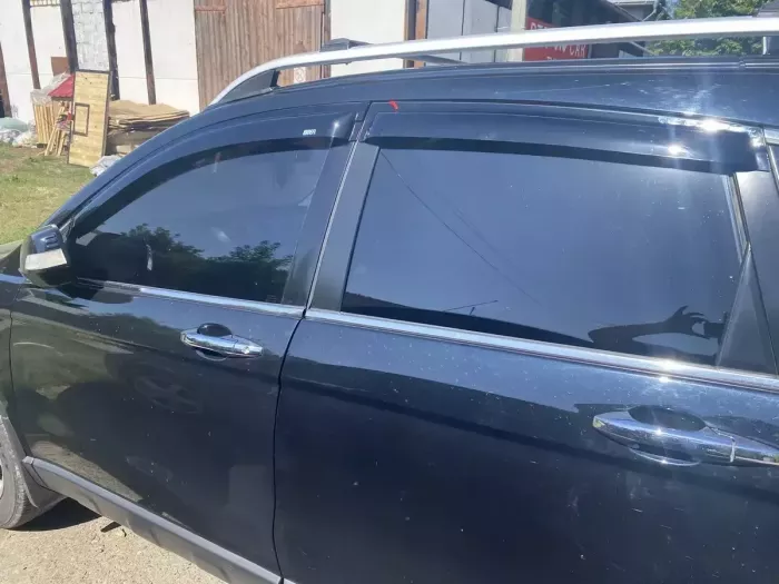 Дефлектори вікон Honda CR-V III (07-12) - Defl (накладні) 8
