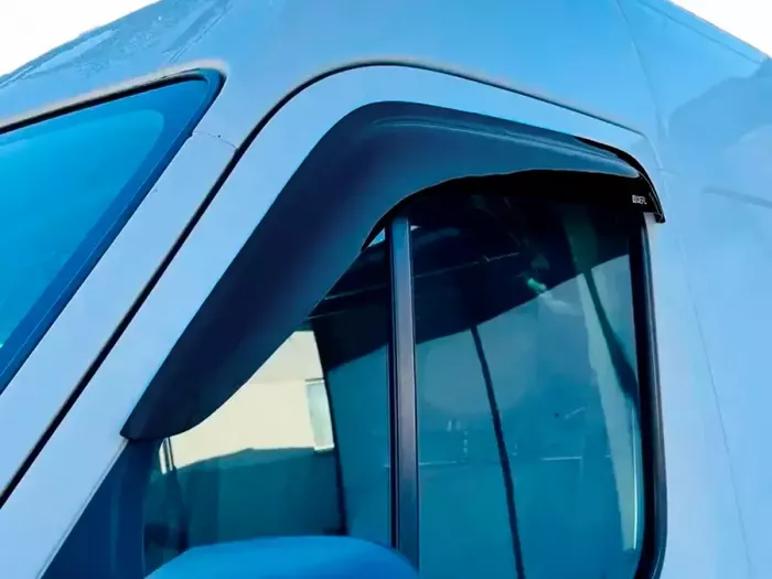 Дефлектори вікон Renault Master III (10-23) - Defl (накладні) 2