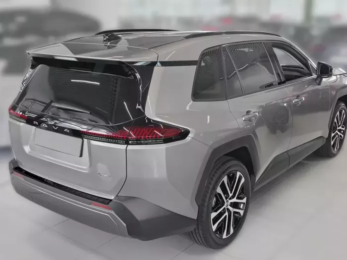 Накладка на задній бампер Toyota Rav4 VI (XA60; 26-) - Avisa (графітова) 7
