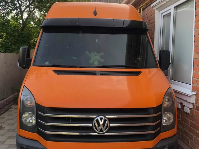 Козирок лобового скла VW Crafter I (06-16) - чорний 6