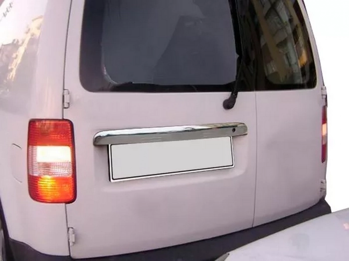 Хром накладка над номером VW Caddy III (2K; 04-20) 2 двері – Carmos (без напису) 4