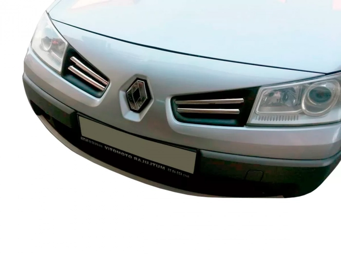 Хром на решітку радіатора Renault Megane II (06-09) - Carmos 4