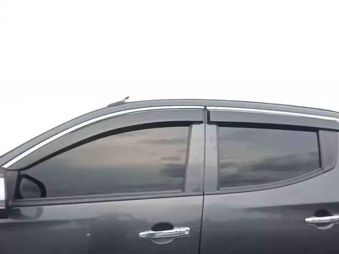 Дефлектори вікон Fiat Fullback (16-) 4D - Niken (з хром молдингом) 4