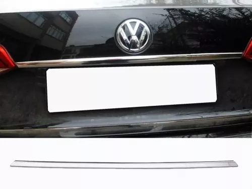 Хром накладка над номером VW Jetta A6 (11-18) 1